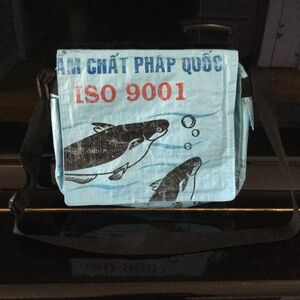 Gecko Traders Messenger Bag